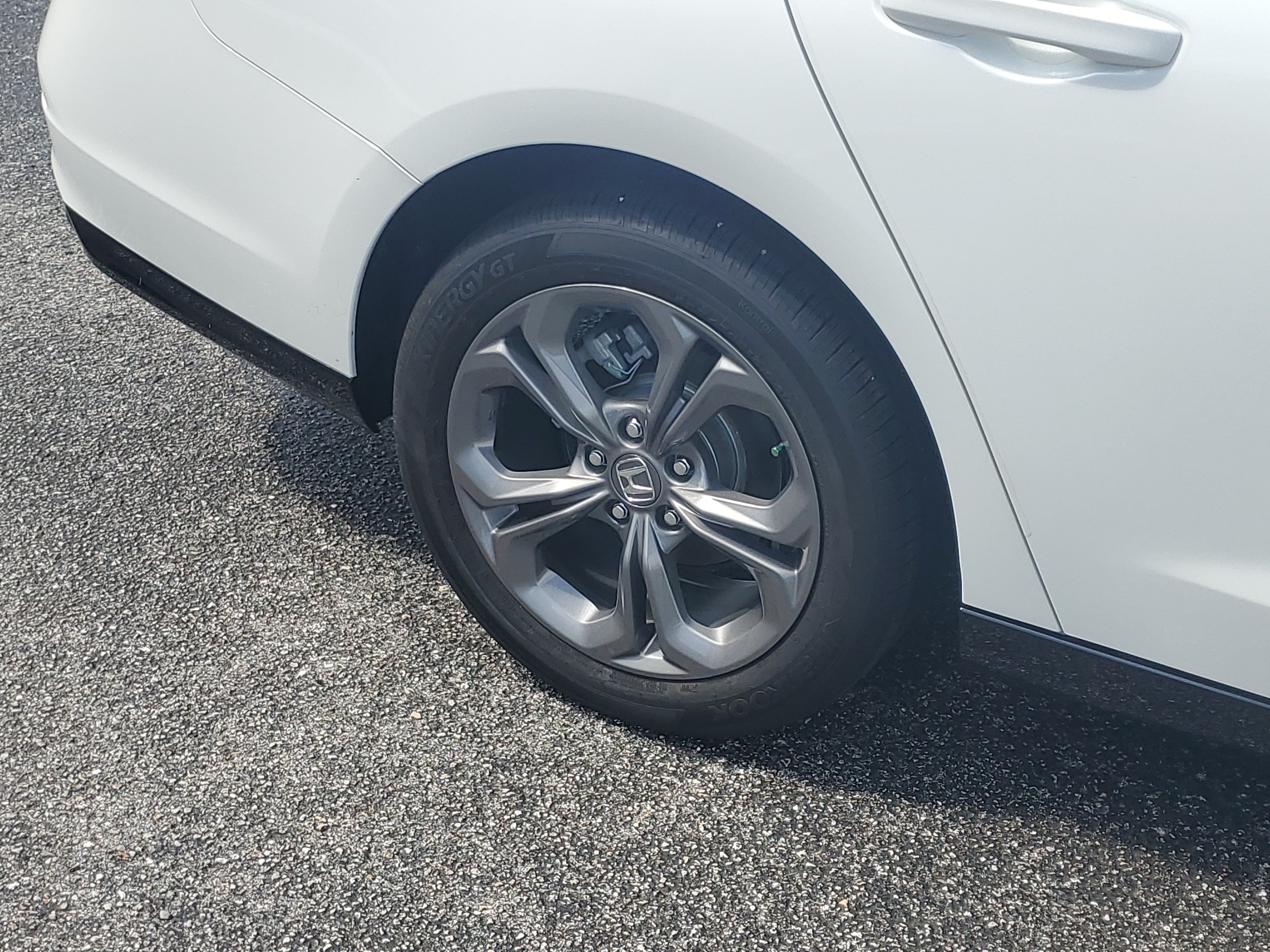 Used 2024 Honda Accord EX-L image 8