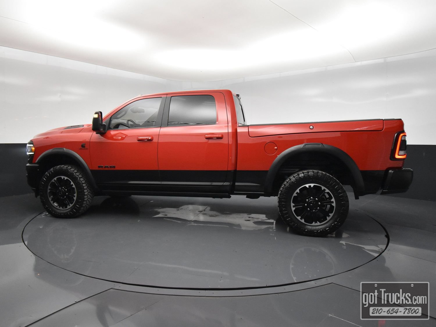 Used 2024 RAM 2500 Rebel AWD/4WD image 3