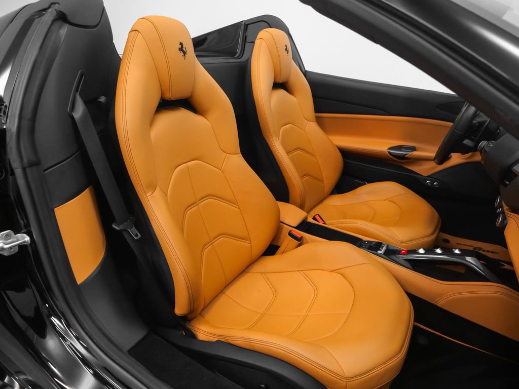 Used 2018 Ferrari 488 Spider RWD image 25