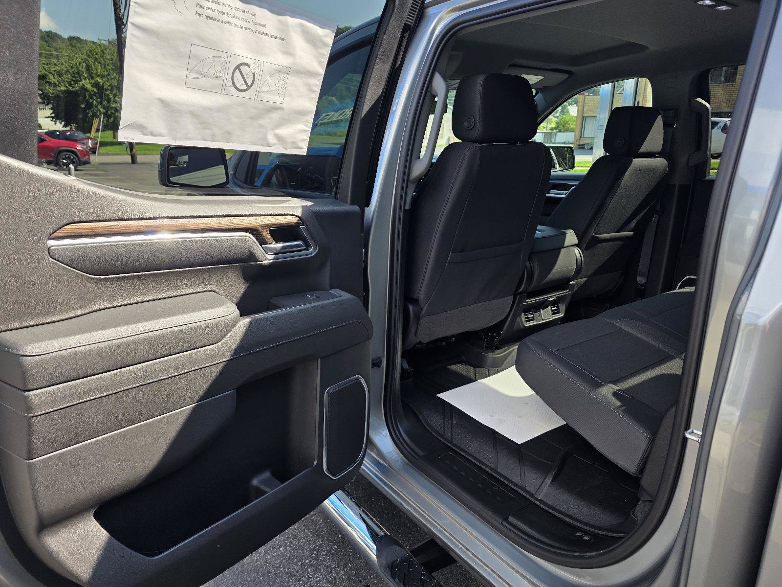 New 2026 Chevrolet Silverado 1500 LT w/ LPO, Liner Protection Package AWD/4WD image 23