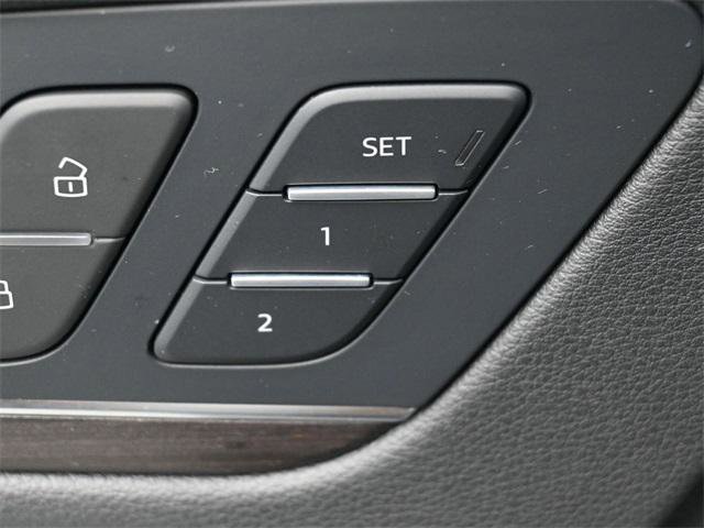 Used 2023 Audi Q5 2.0T Premium w/ Convenience Package image 15