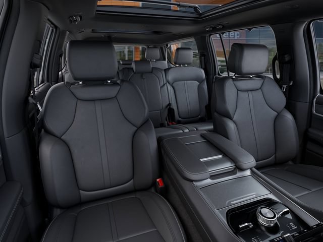 New 2025 Jeep Wagoneer L Series II w/ Convenience Group I AWD/4WD image 16