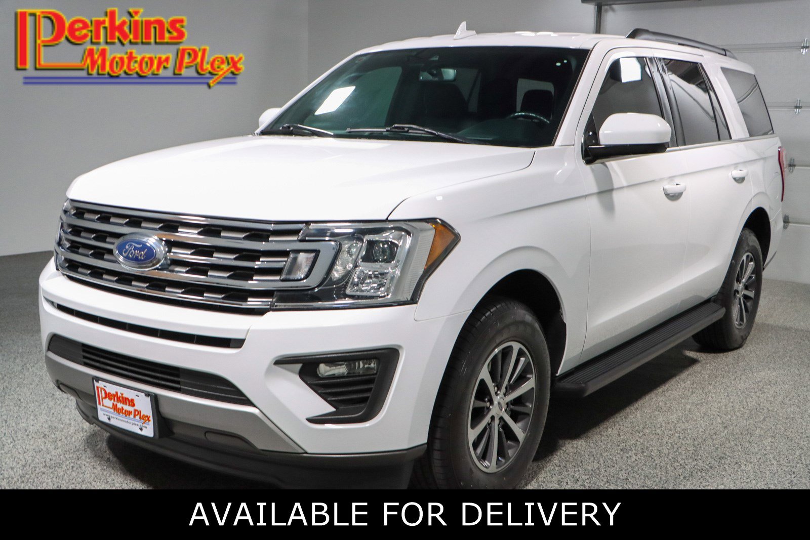 Used 2021 Ford Expedition XLT image 1