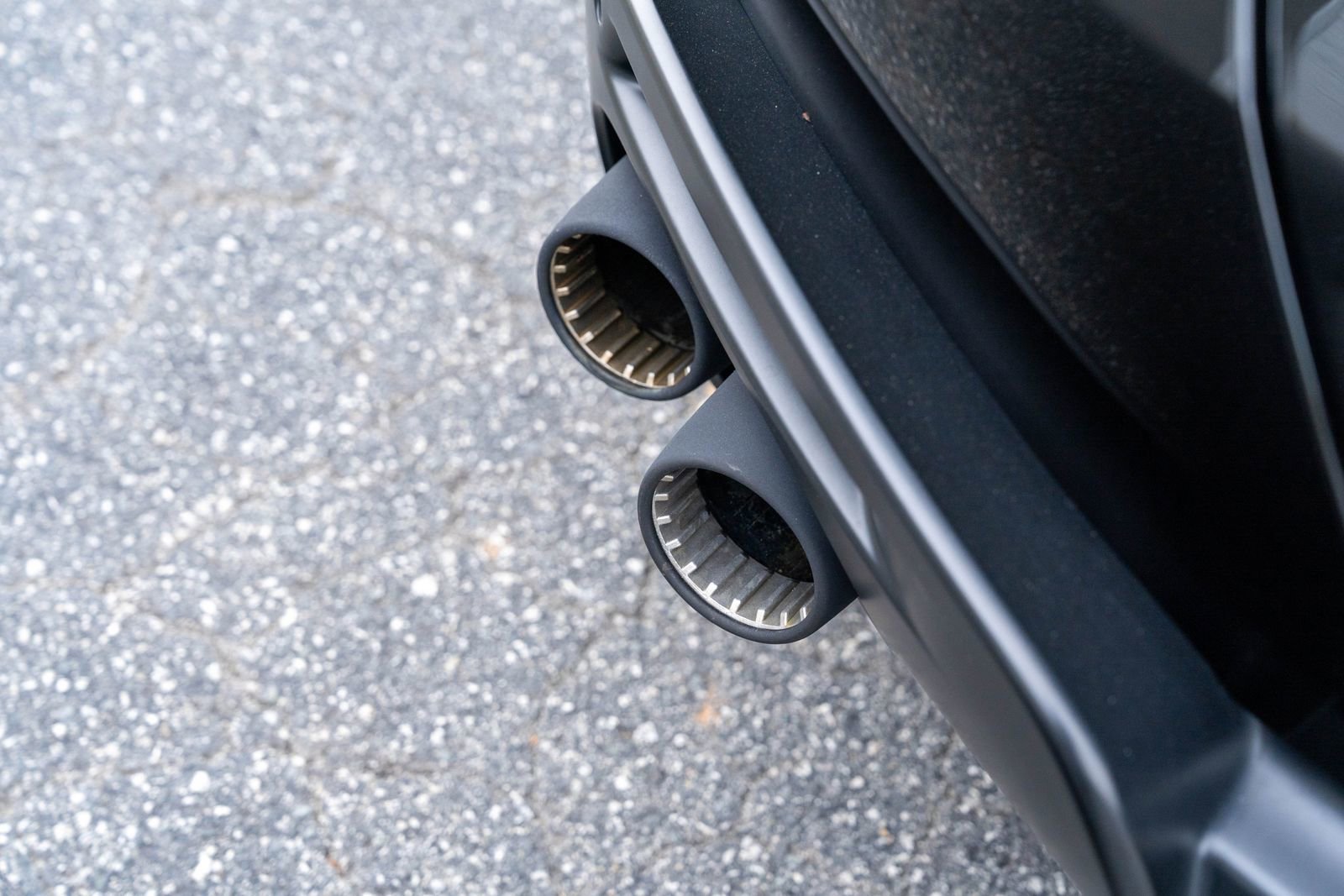 Certified 2022 Ferrari Roma image 18