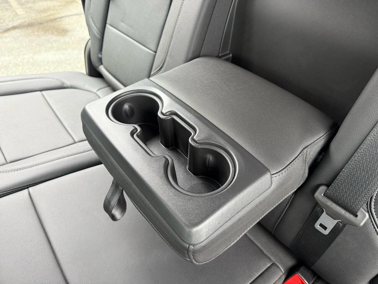 Used 2021 Chevrolet Silverado 2500 LT w/ Convenience Package image 36