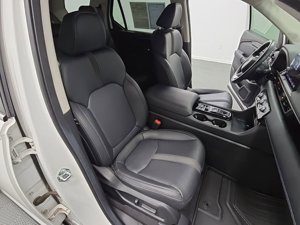 Used 2025 Honda Pilot EX-L image 40