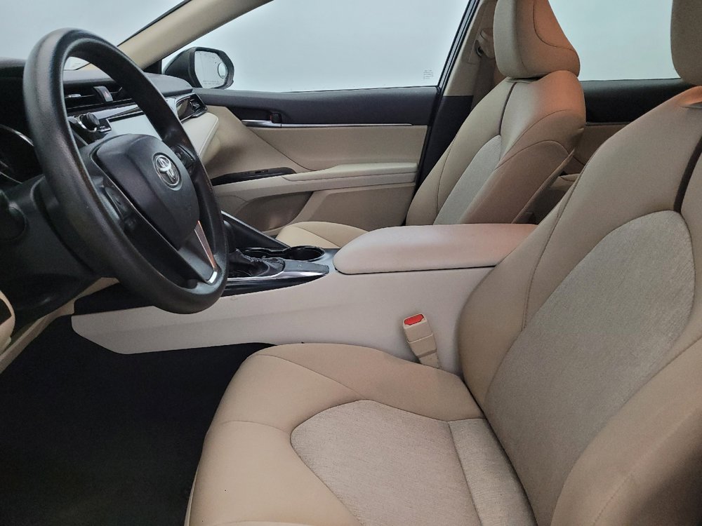 Used 2019 Toyota Camry LE FWD image 17