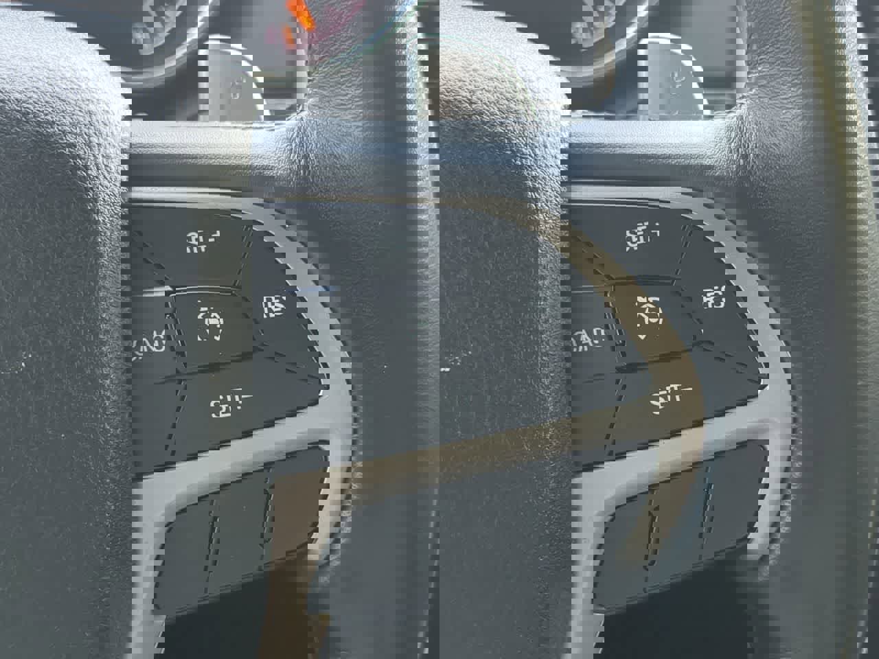 Used 2016 Jeep Grand Cherokee Laredo 75th Anniversary image 24