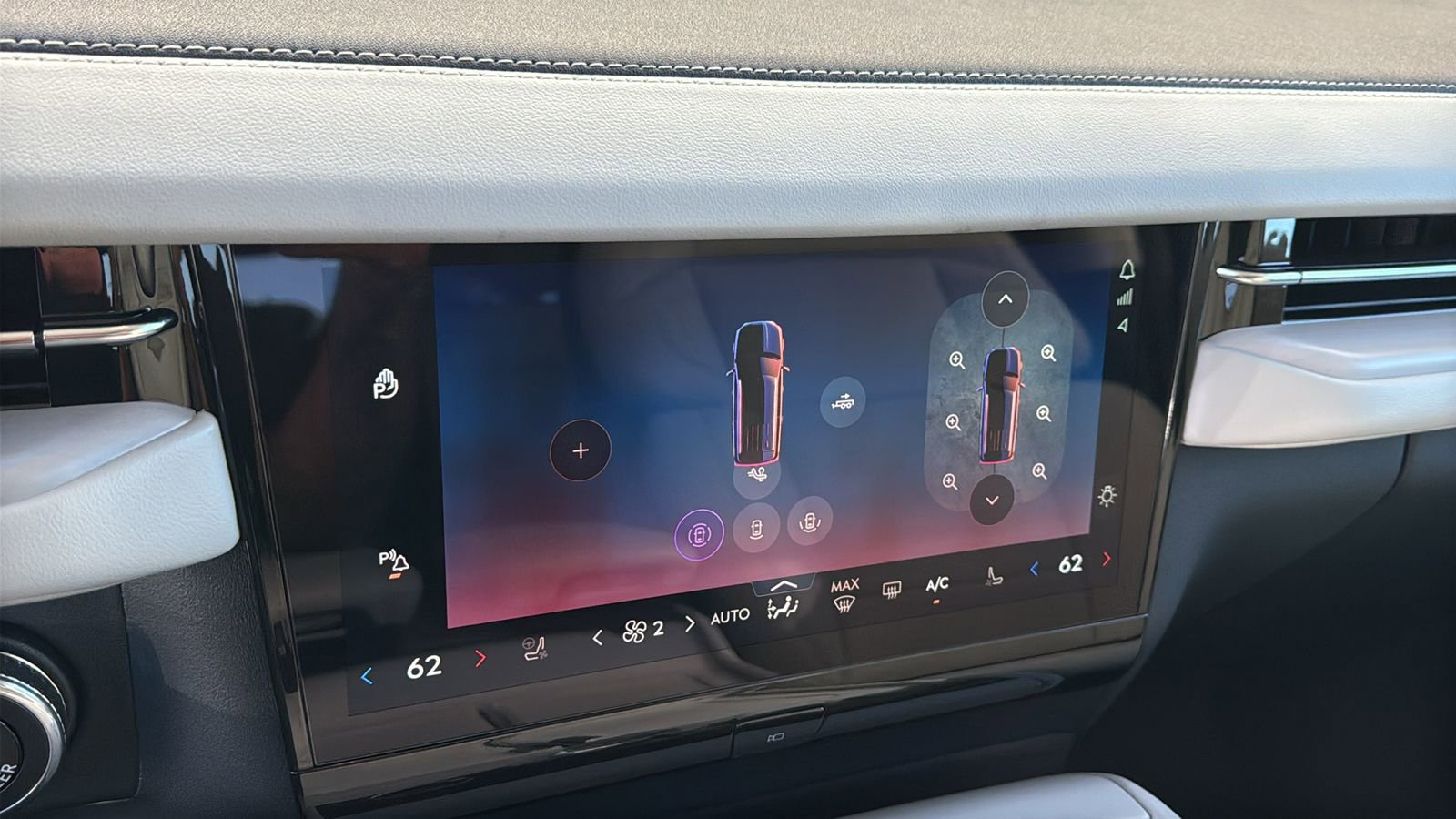 New 2025 Lincoln Navigator L Reserve image 22