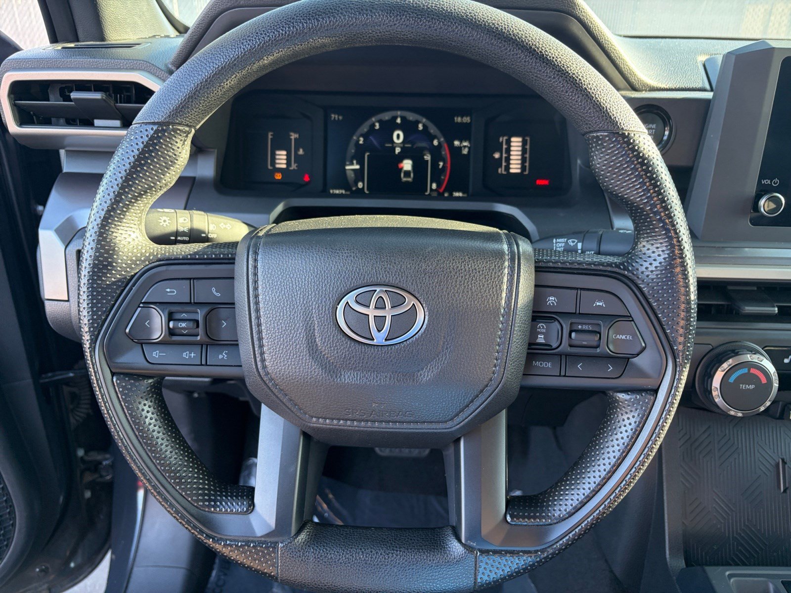 Certified 2025 Toyota Tacoma SR5 AWD/4WD image 12