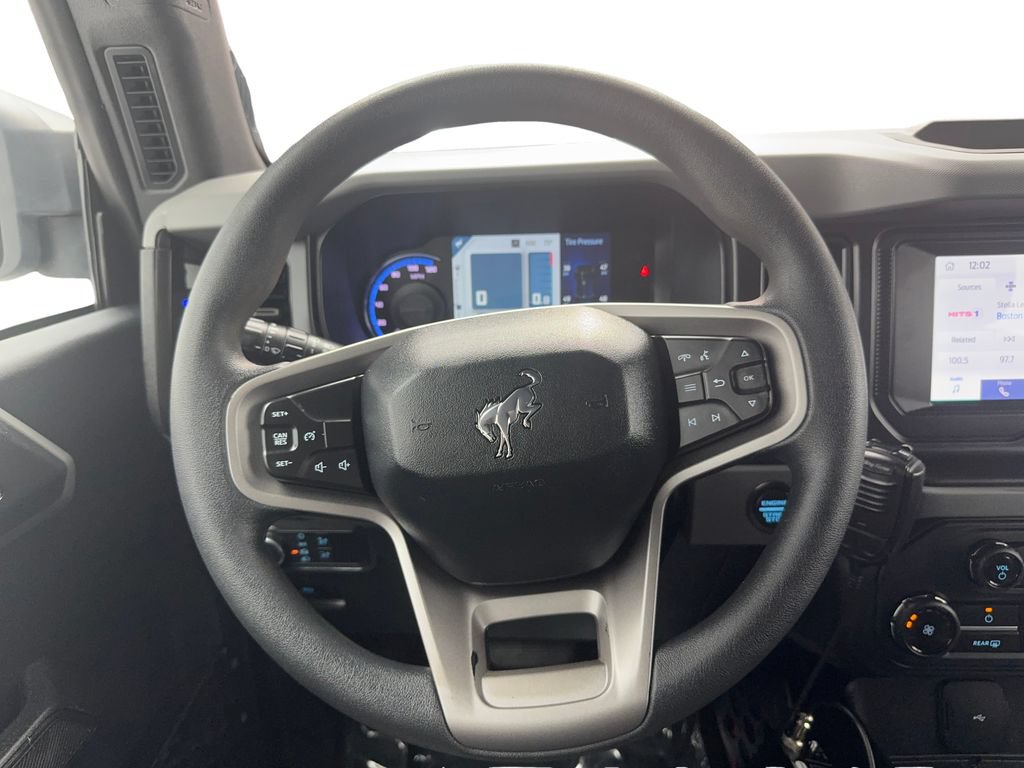Used 2022 Ford Bronco 4-Door AWD/4WD image 33