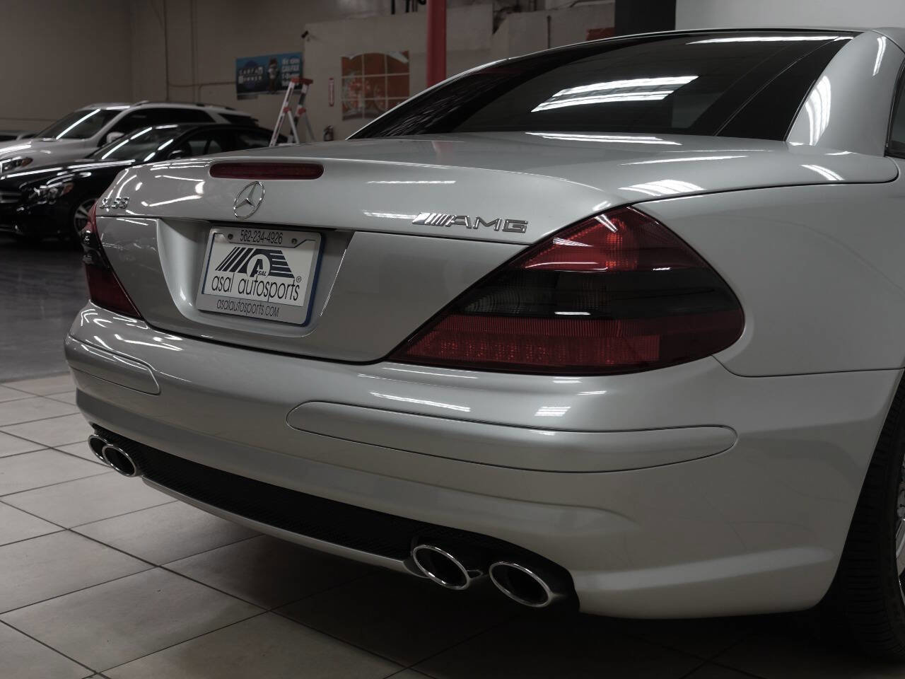 Used 2004 Mercedes-Benz SL 55 AMG SL 55 AMG 2dr Convertible image 30