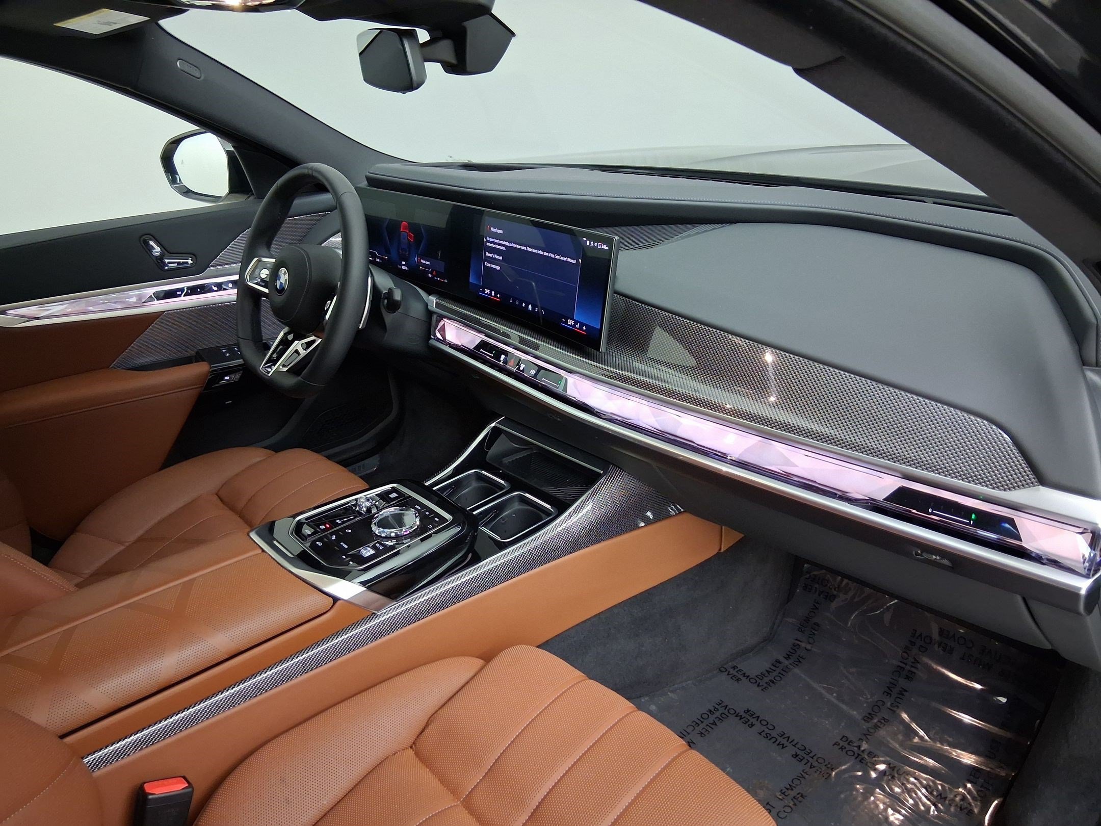 Used 2025 BMW 760i xDrive AWD/4WD image 31