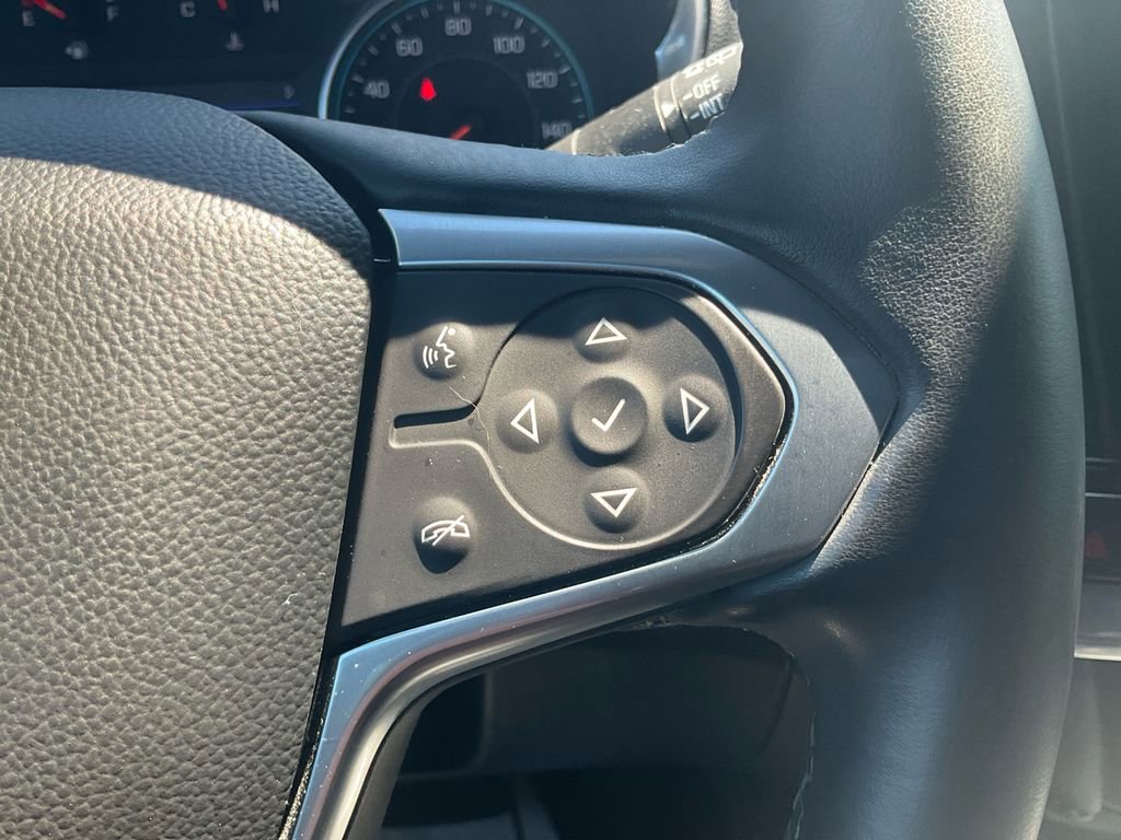 Used 2023 Chevrolet Traverse LT FWD image 20