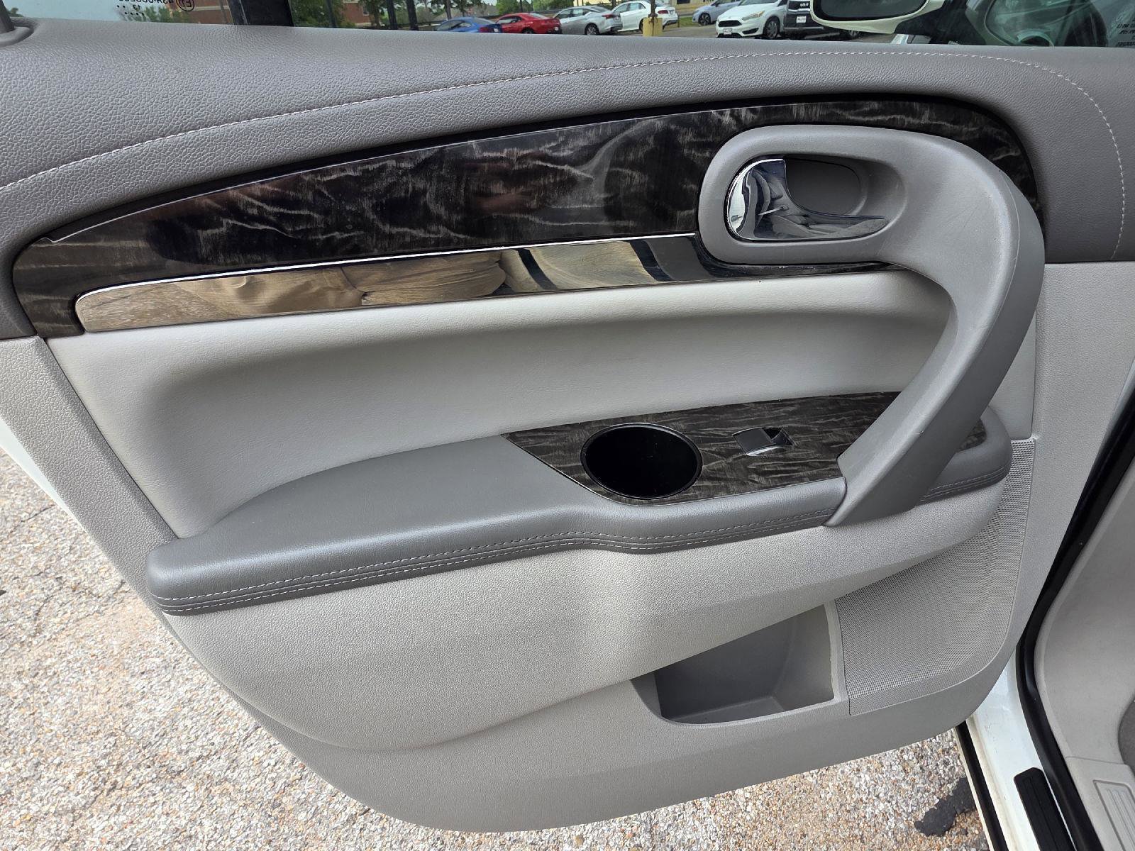 Used 2014 Buick Enclave Convenience FWD image 34