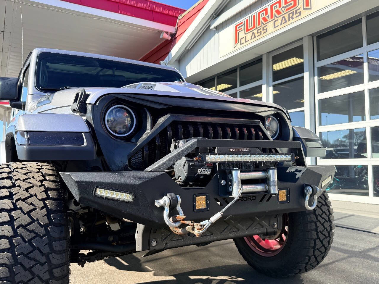 Used 2019 Jeep Wrangler Unlimited Sahara image 15