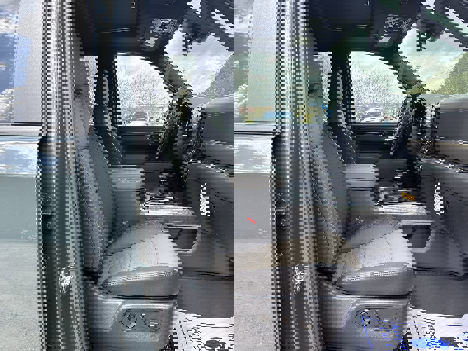 New 2026 Chevrolet Silverado 1500 ZR2 image 27