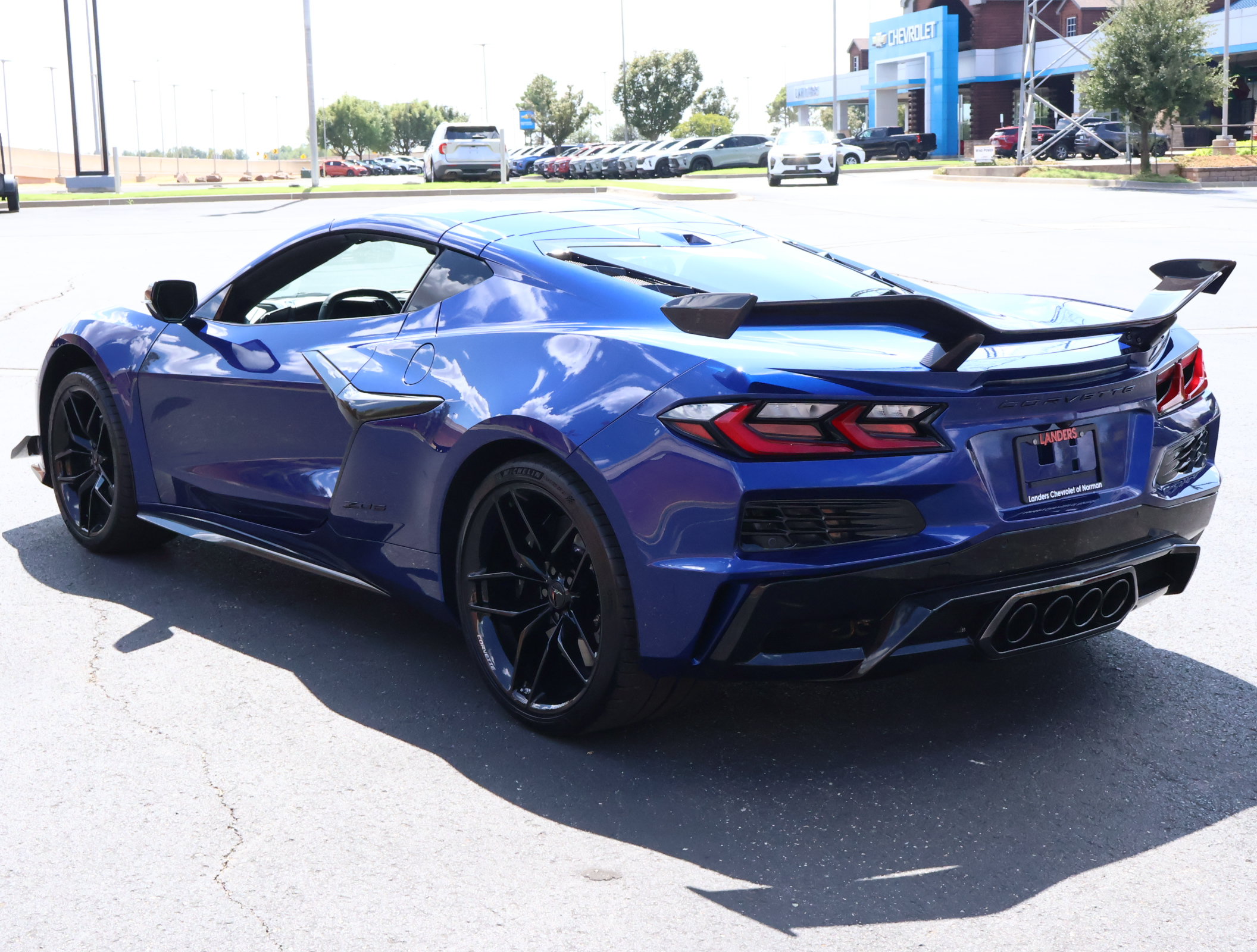 New 2027 Chevrolet Corvette Z06 RWD image 6