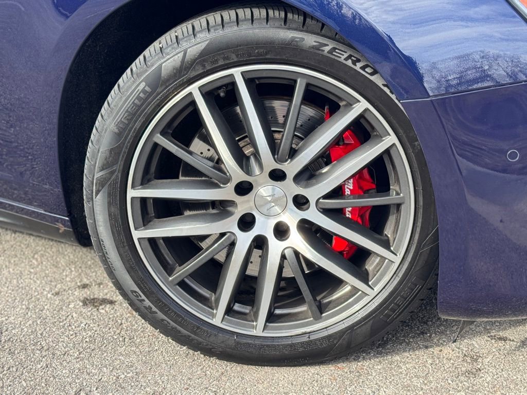 Used 2019 Maserati Ghibli S Q4 AWD/4WD image 11