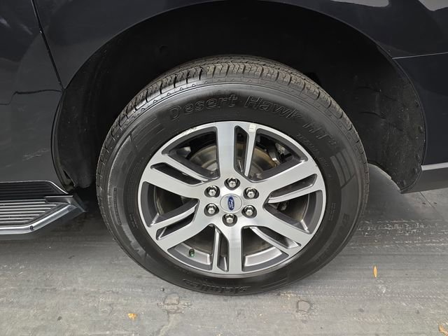 Used 2022 Ford Expedition Max Limited image 16