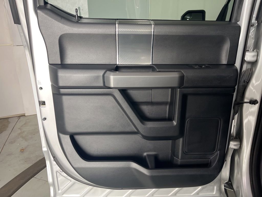 Used 2018 Ford F150 XLT w/ Equipment Group 302A Luxury AWD/4WD image 27