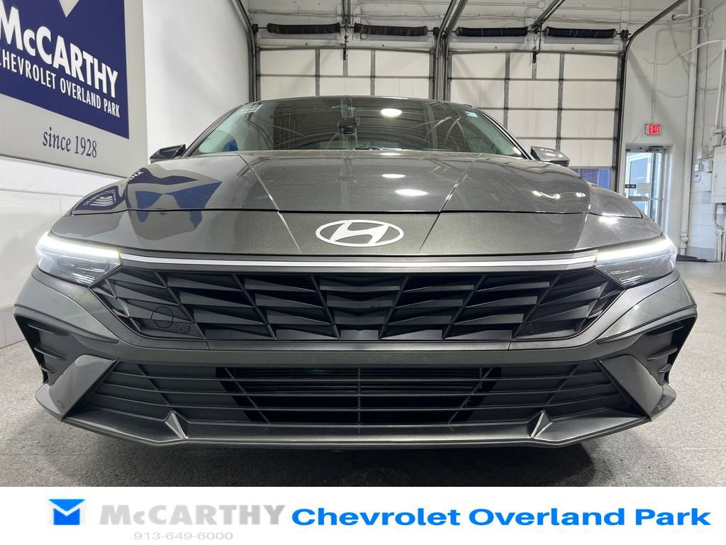 Used 2024 Hyundai Elantra SEL FWD image 10