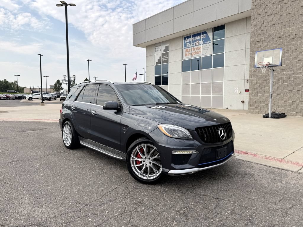 Used 2014 Mercedes-Benz ML 63 AMG 4MATIC image 2