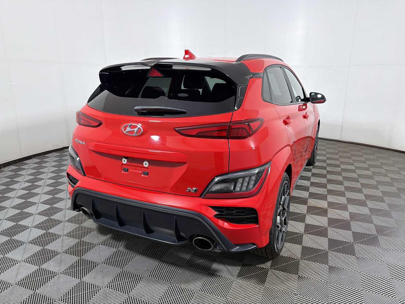 Used 2023 Hyundai Kona N w/ Cargo Package FWD image 6