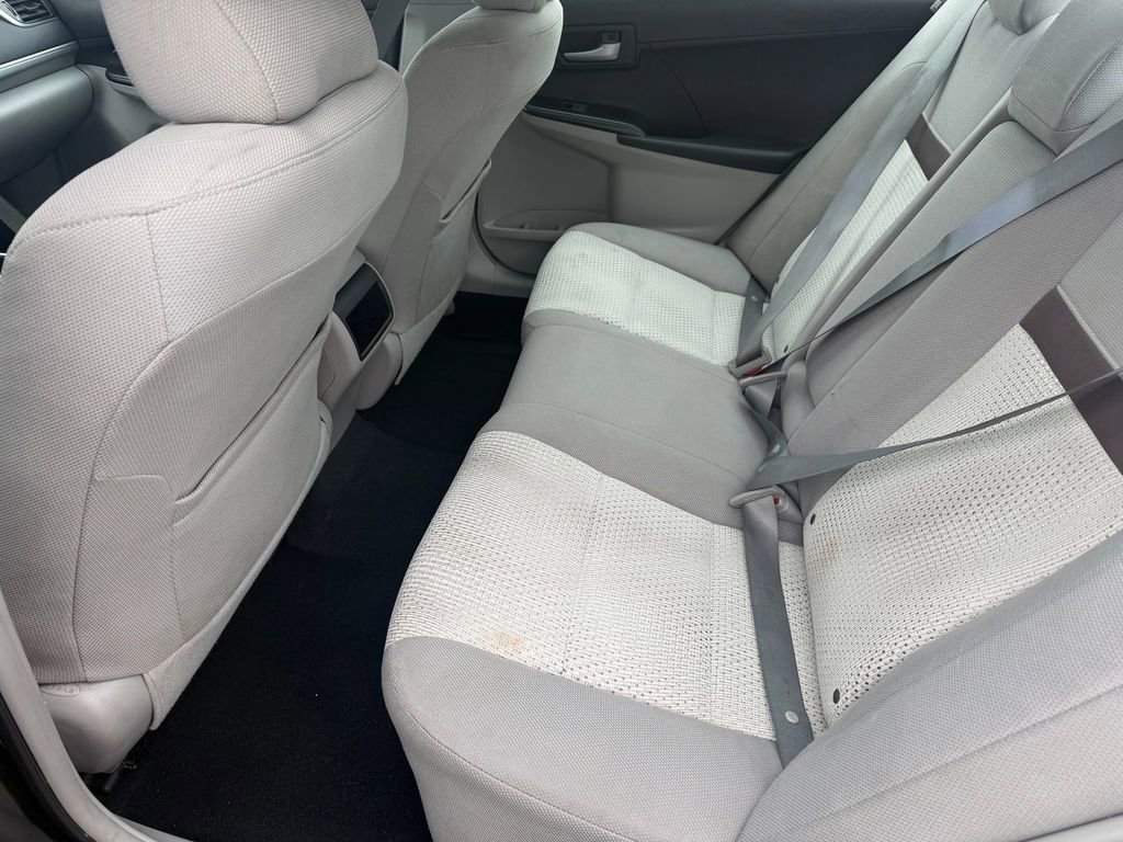 Used 2012 Toyota Camry LE FWD image 21
