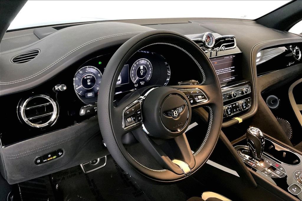 New 2026 Bentley Bentayga Speed image 7