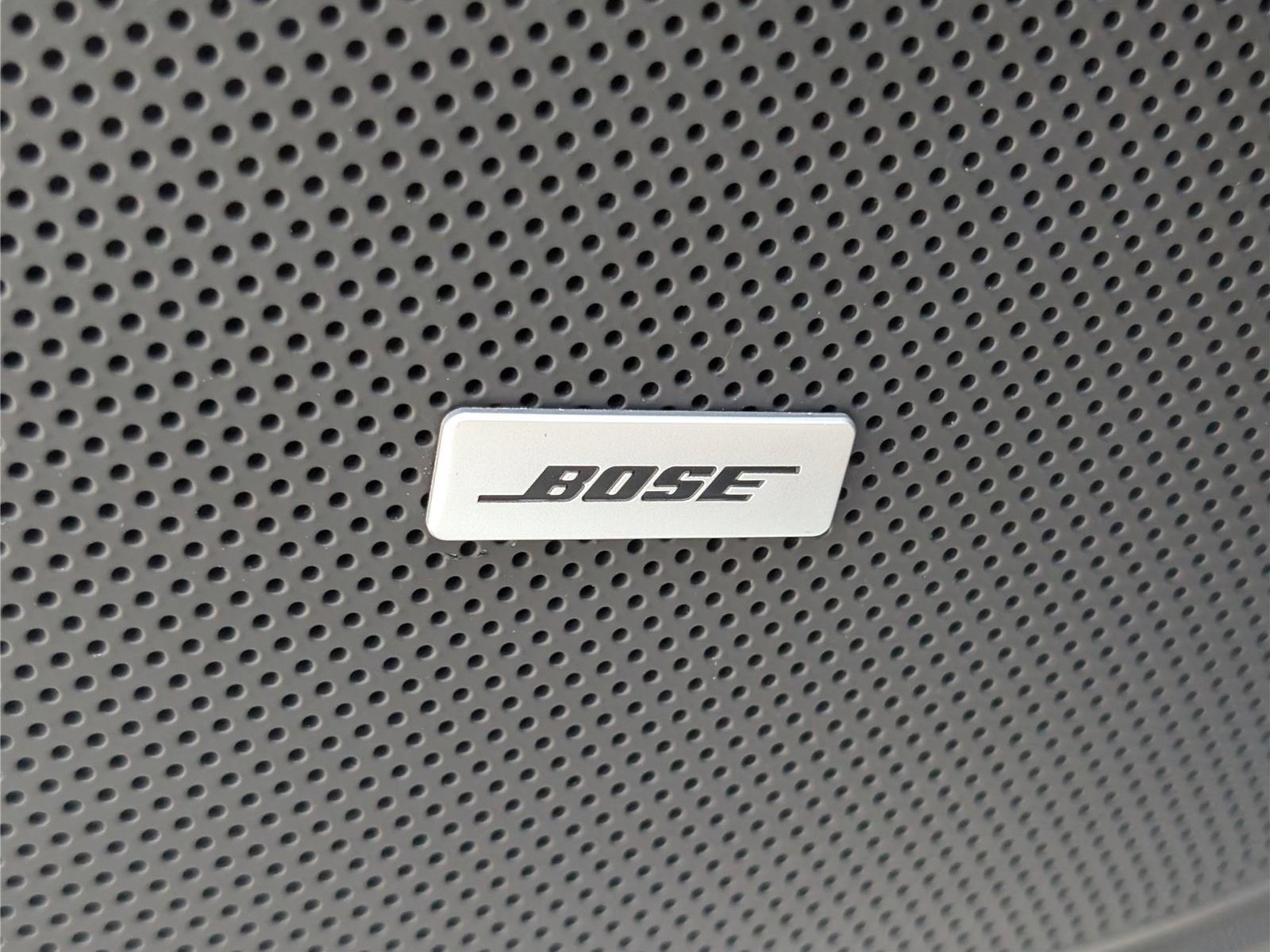 Used 2021 Chevrolet Camaro ZL1 RWD image 19