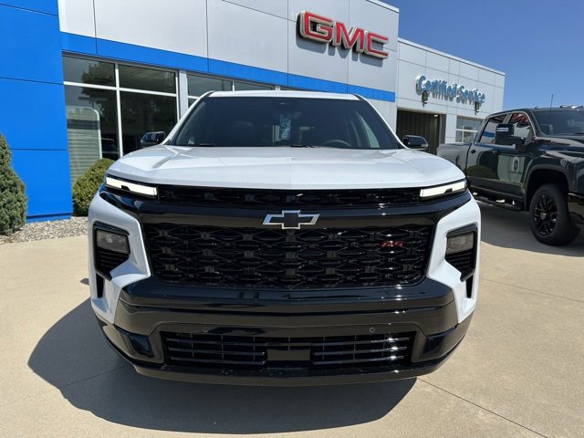 New 2026 Chevrolet Traverse RS w/ LPO, Floor Liner Package image 3