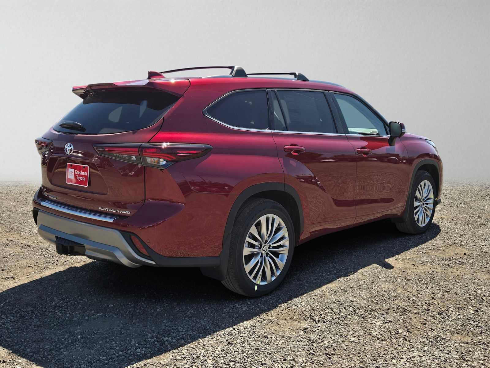 New 2026 Toyota Highlander Platinum AWD/4WD image 4