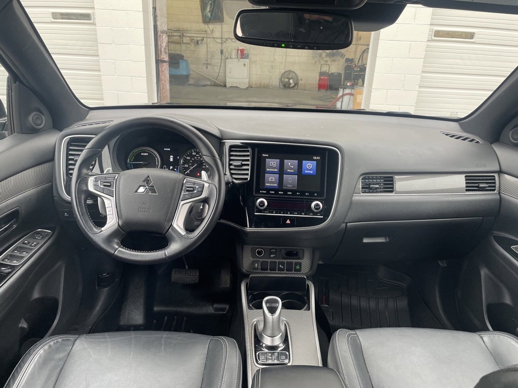 Used 2020 Mitsubishi Outlander SEL image 23