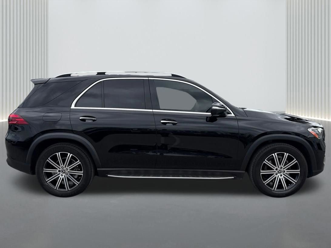 Used 2024 Mercedes-Benz GLE 350 4MATIC image 4