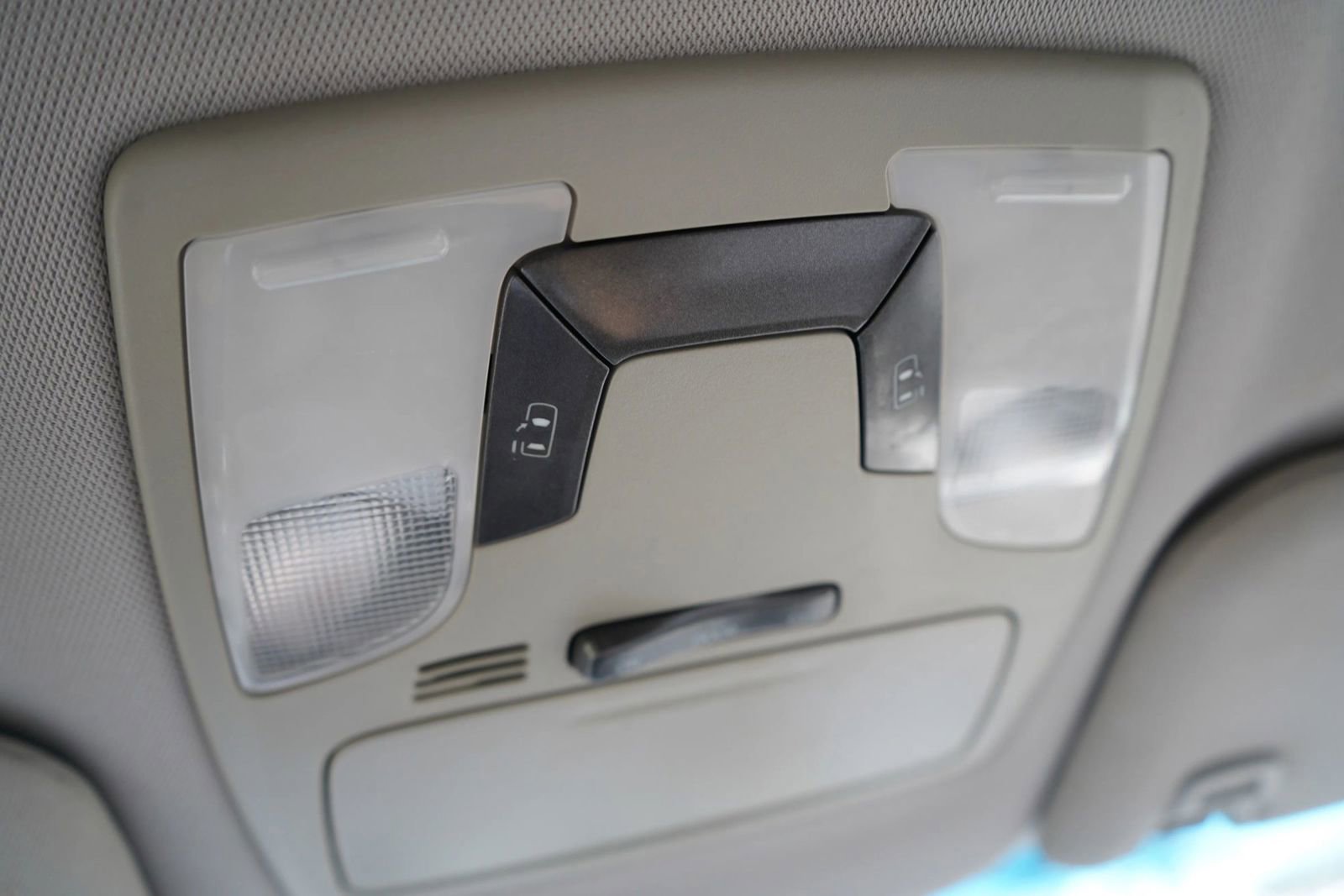 Used 2017 Toyota Sienna LE image 14