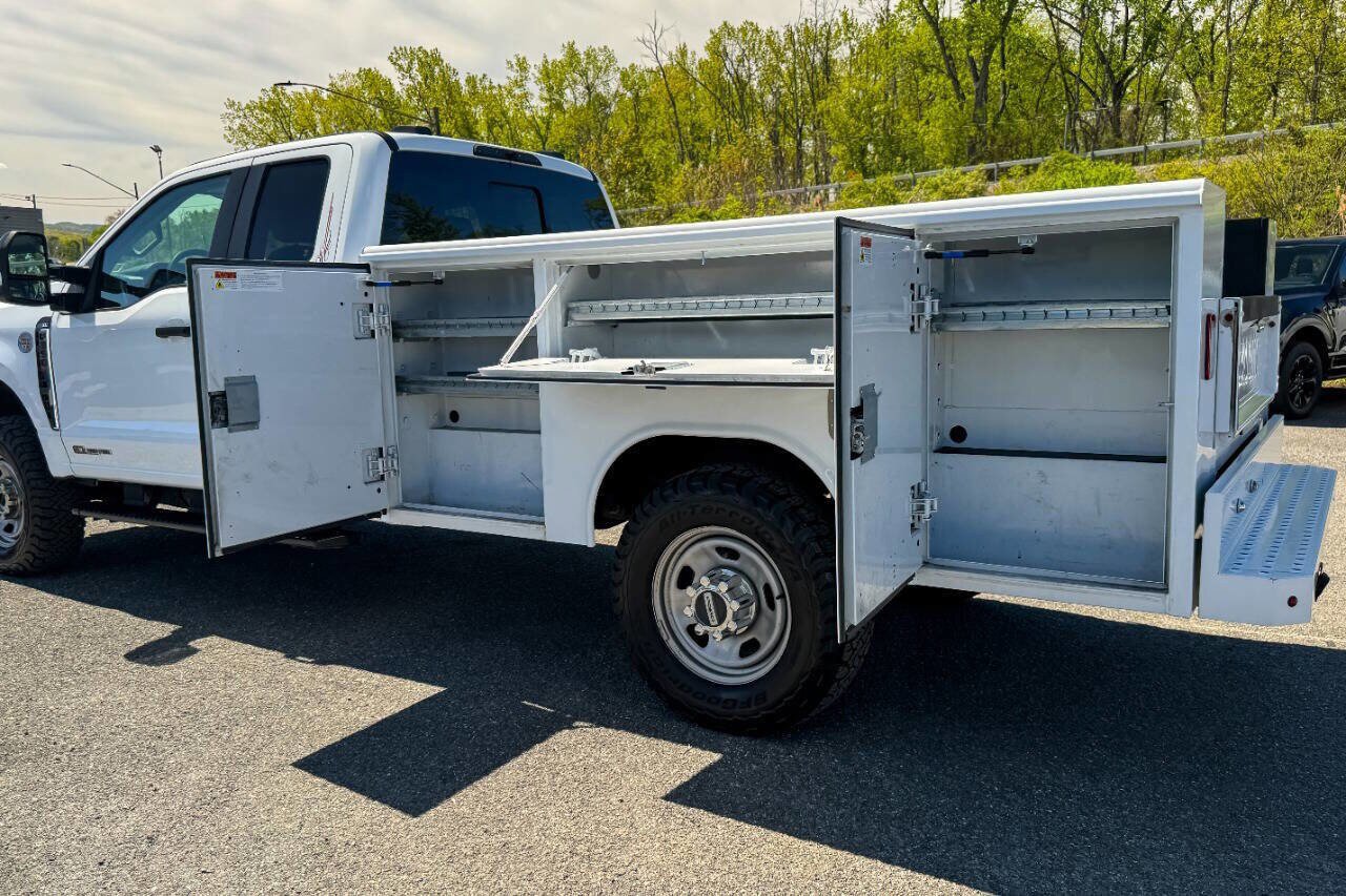 Used 2024 Ford F350 XL w/ Snow Plow Prep Package AWD/4WD image 21