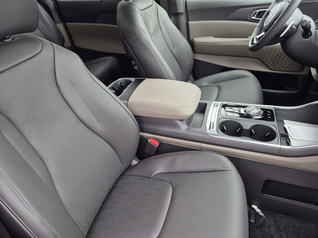 New 2026 Kia Carnival SX image 15