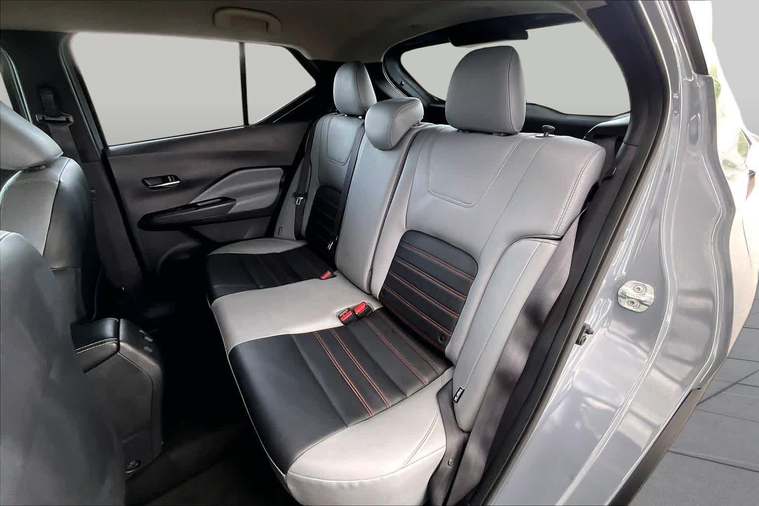 Certified 2024 Nissan Kicks SR w/ SR Premium Package FWD image 19