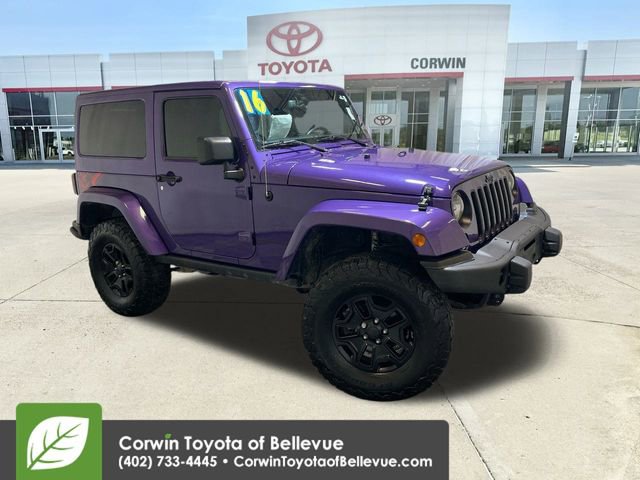 Used 2016 Jeep Wrangler Sahara image 2