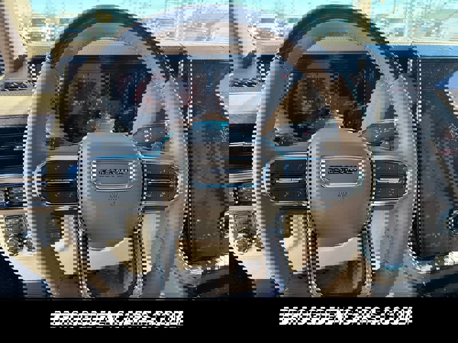 New 2026 GMC Yukon XL Denali image 5