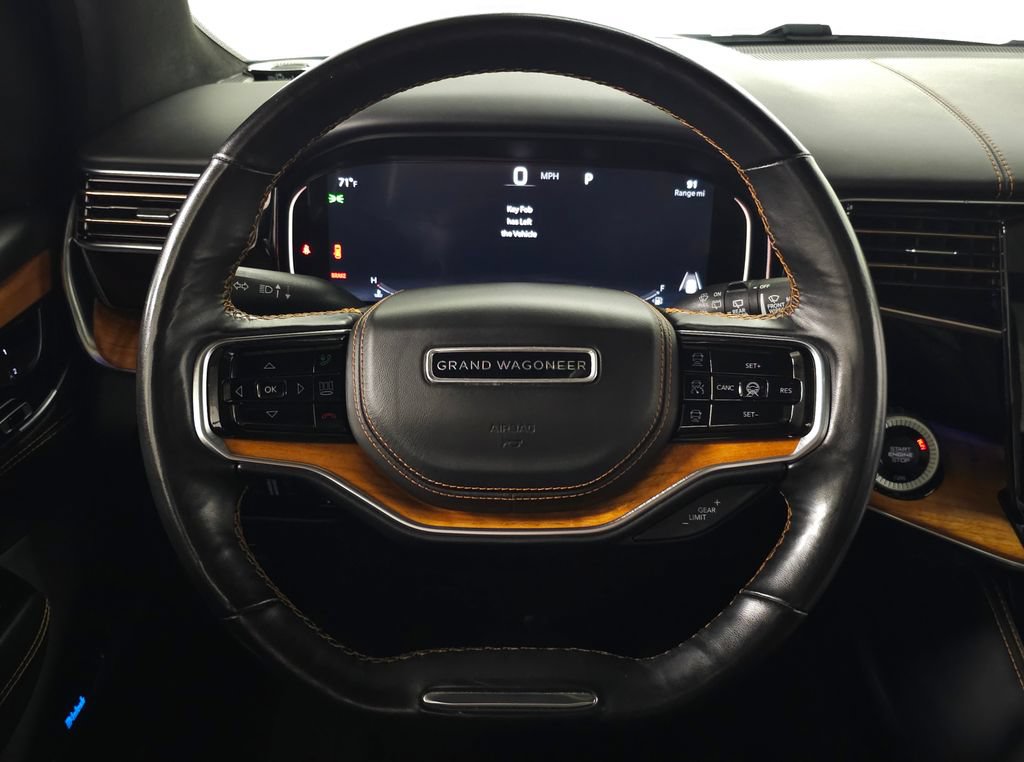 Used 2022 Jeep Grand Wagoneer Series III w/ Rear Seat Video Group 1 AWD/4WD image 25