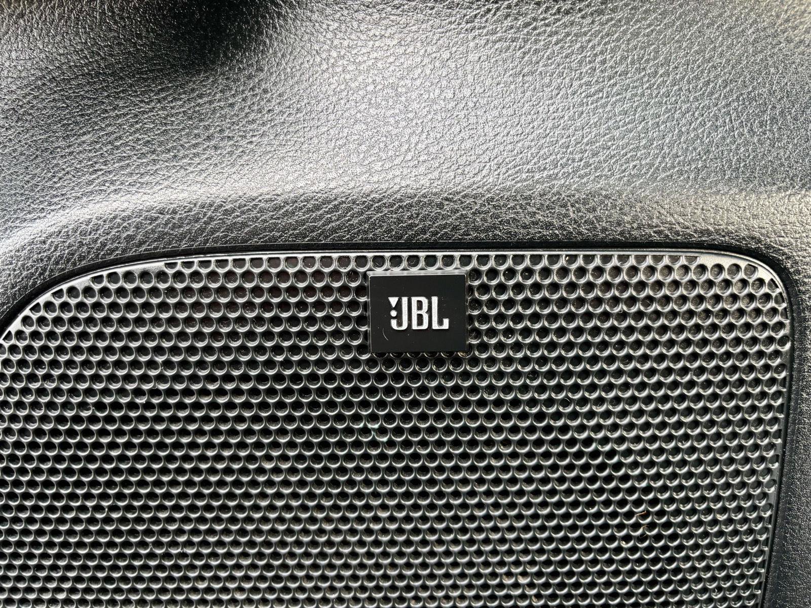 Used 2017 Toyota Tacoma Limited w/ Tow Package image 23