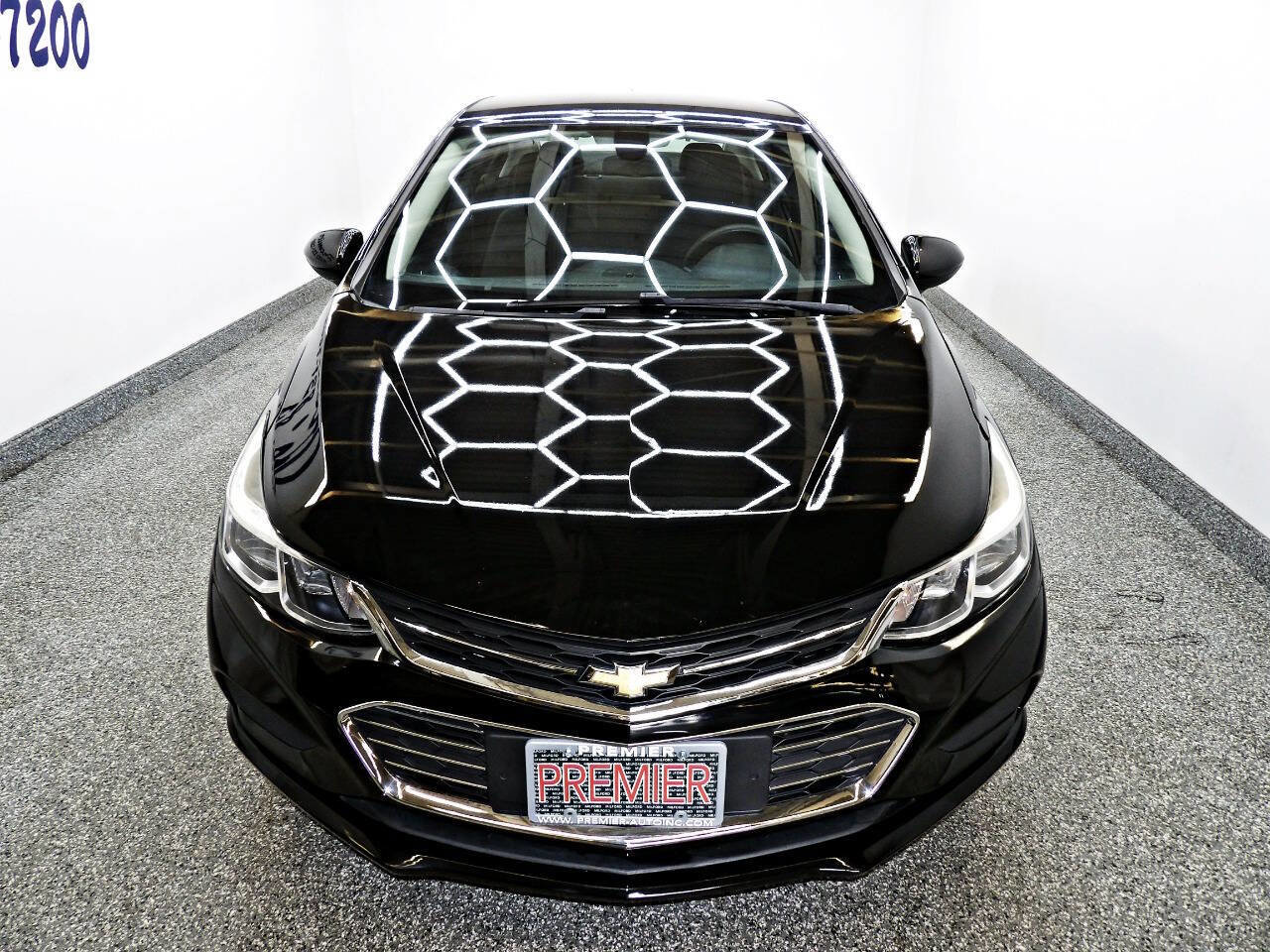 Used 2017 Chevrolet Cruze LS image 2