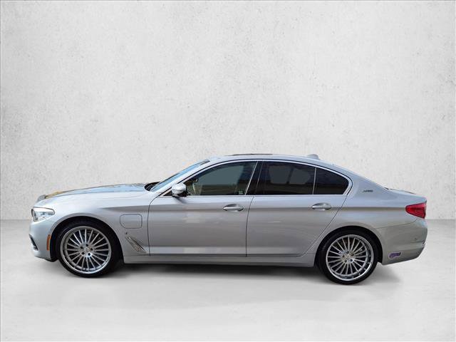 Used 2019 BMW 530e w/ Convenience Package RWD image 9