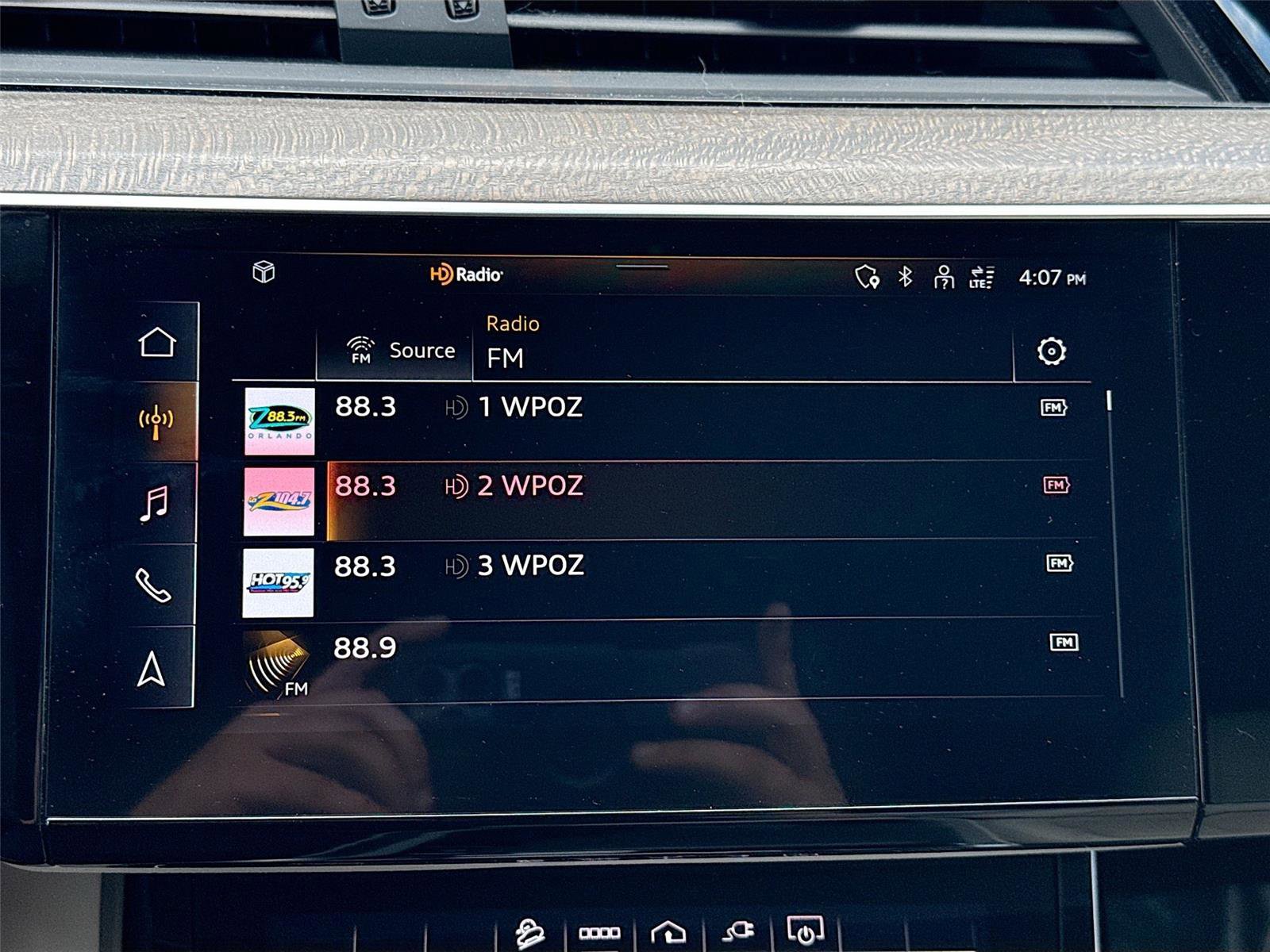 Certified 2024 Audi Q8 e-tron Premium Plus w/ Premium Plus Package image 15