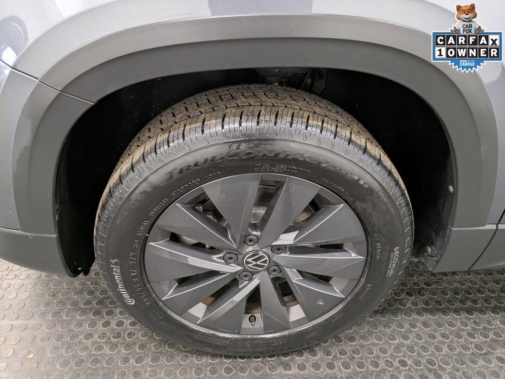 Used 2022 Volkswagen Taos S w/ IQ Drive S Package image 8