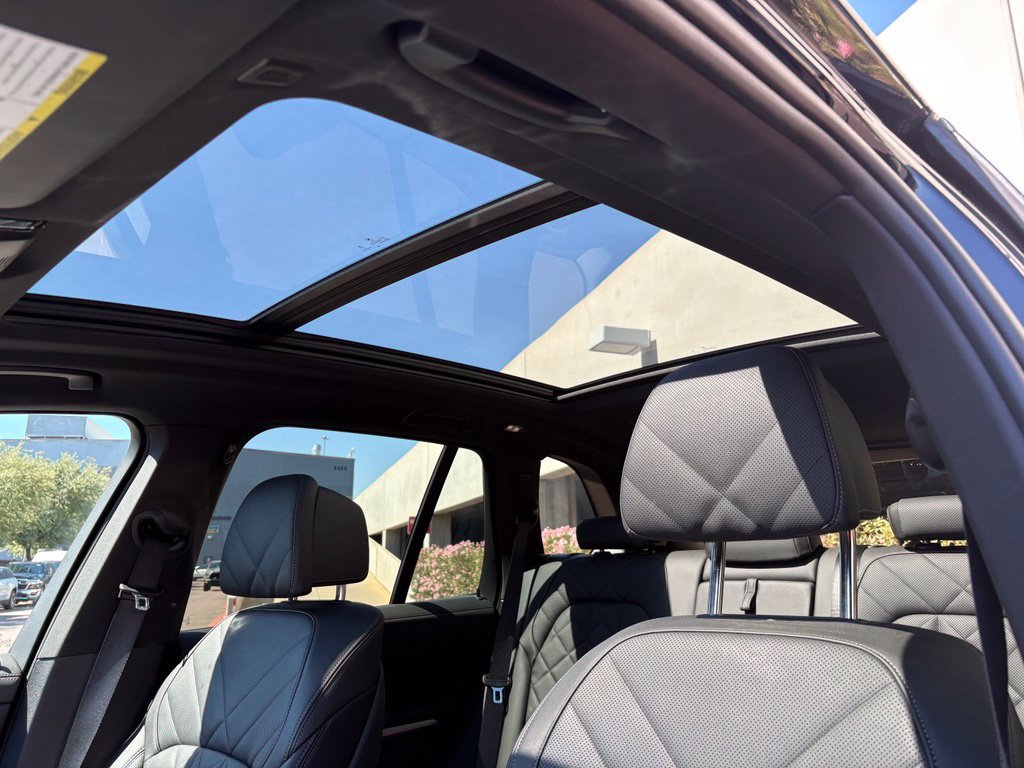 Used 2024 BMW X5 sDrive40i w/ M Sport Package RWD image 9
