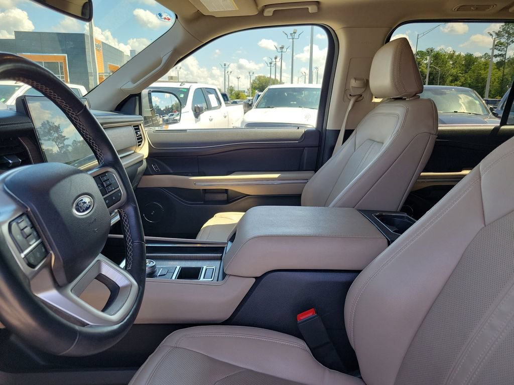 Used 2024 Ford Expedition Max Limited RWD image 23