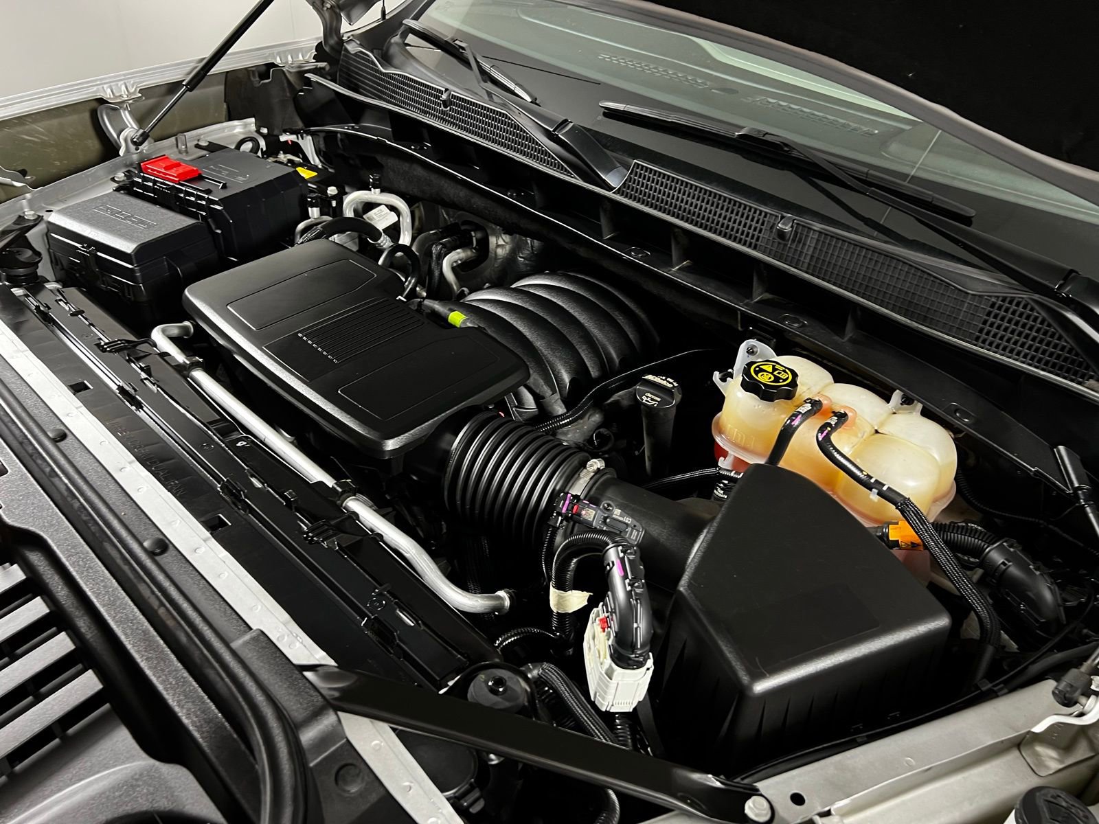 Used 2022 GMC Sierra 1500 SLT w/ SLT Premium Plus Package image 11